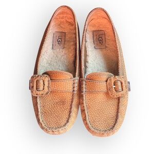 Ugg fleece lined loafers women’s size 8.5